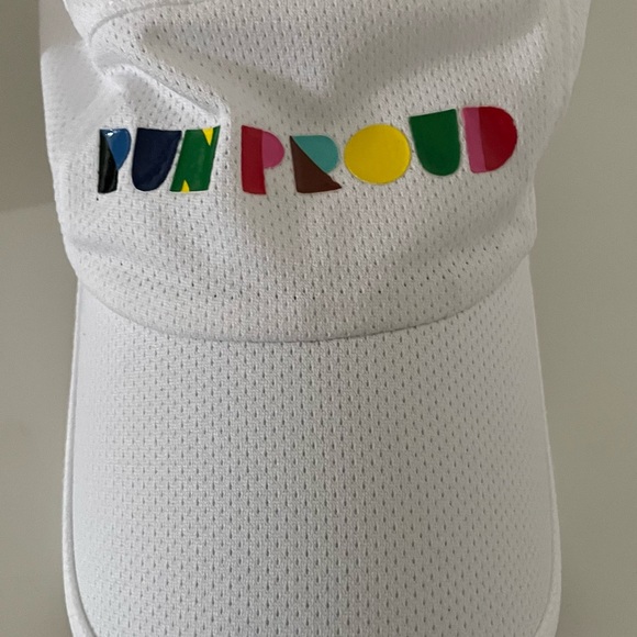 Brooks Run Proud running hat new without tags - Picture 1 of 3